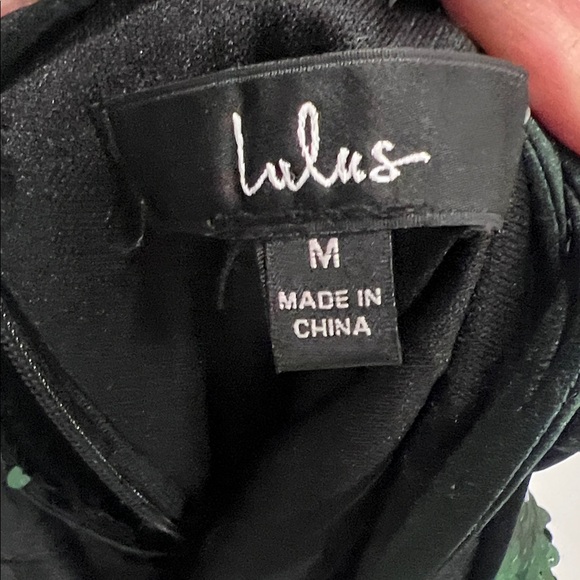 Lulu's Emerald Sequin Dress NWT. Size M fits more like a small - Picture 8 of 11